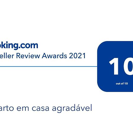 Um Quarto Em Casa Agradavel Pereque Luaran gambar